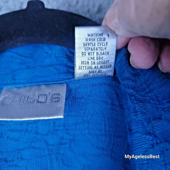 Chicos Blue Textured Crinkle Blazer Jacket Size 1 Medium Statement Career - Picture 6 of 15